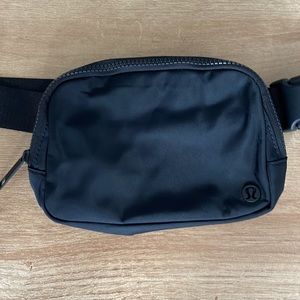 lululemon | Everywhere Belt Bag | ORIGINAL VERSION | BLK